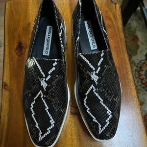 Karl Lagerfeld Brea Snake Print Leather Slip On Shoes Sz 8.5 Platform